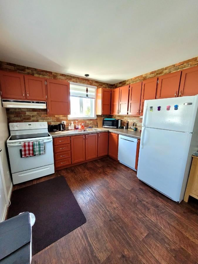 מאטנה Maison St-Raymond Duplex מראה חיצוני תמונה