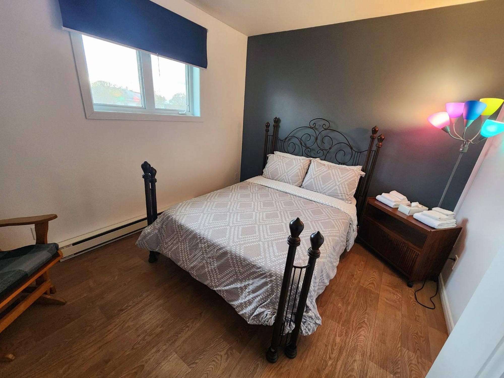 מאטנה Maison St-Raymond Duplex מראה חיצוני תמונה